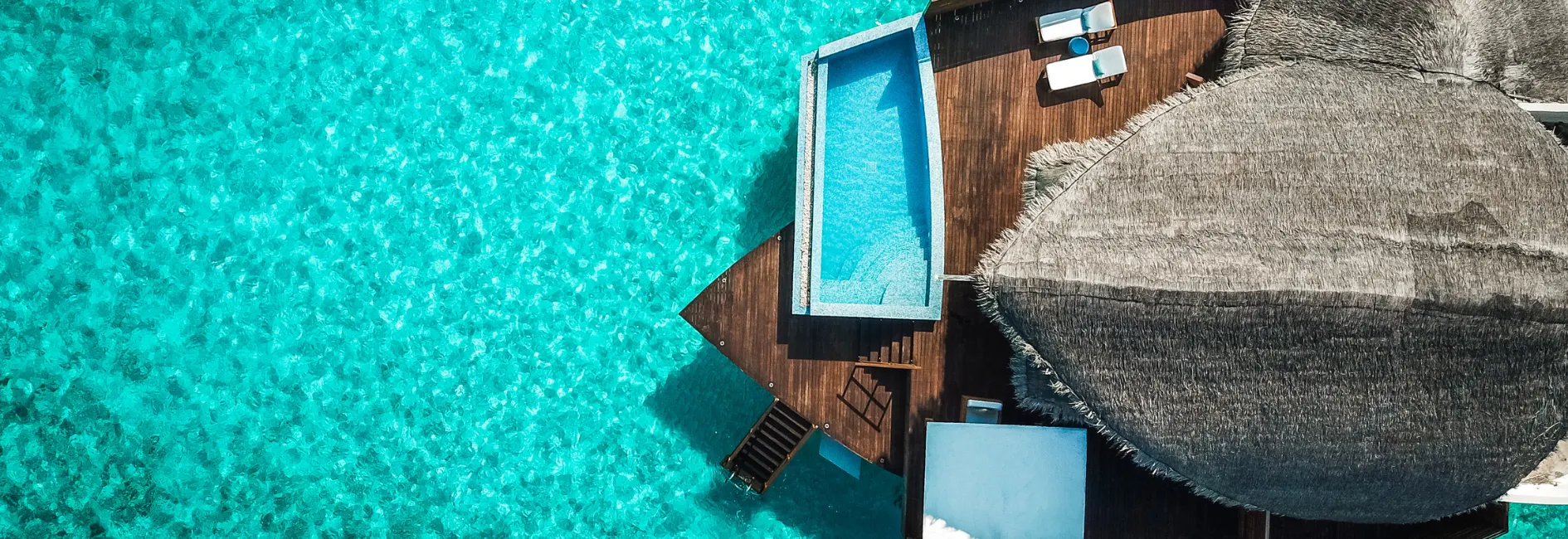 Watervilla in de Malediven met zwembad